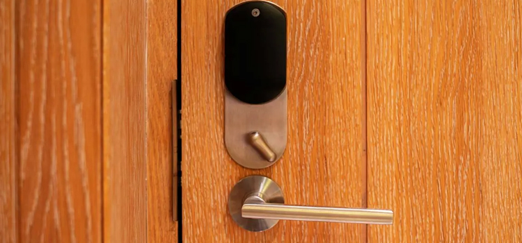 Automatic Locking Door Knob West Sacramento